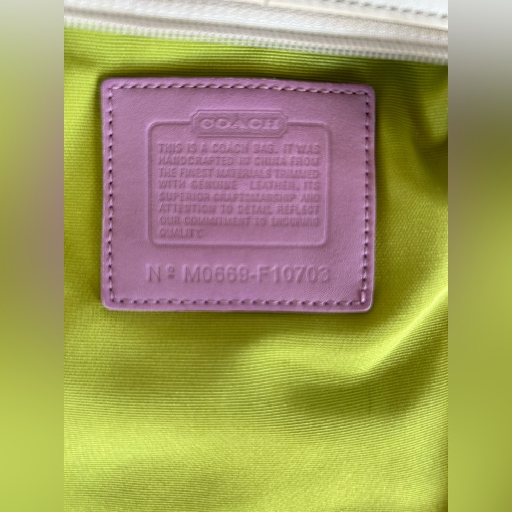 COACH BEACH MULTICOLORED STRIPED SWINGBACK CROSSBODY. EUC one pen mark on front. - Picture 4 of 11